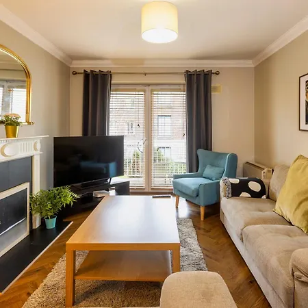 Apartment The Picasso - Trendy 2 Bd Ap- 4 - Super Fast Wifi *