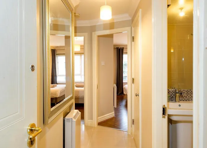 The Picasso - Trendy 2 Bd Ap- 4 - Super Fast Wifi Apartamento