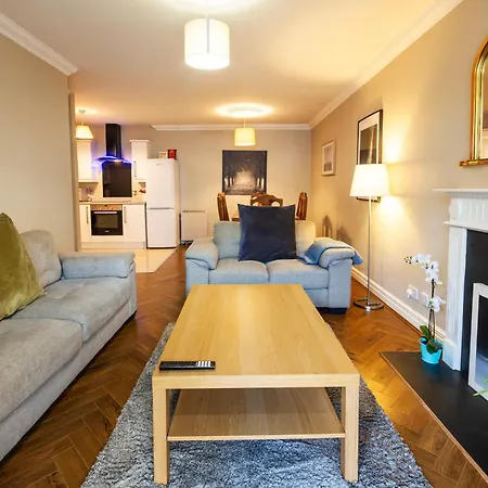 The Picasso - Trendy 2 Bd Ap- 4 - Super Fast Wifi Appartement *