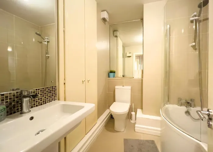 The Picasso - Trendy 2 Bd Ap- 4 - Super Fast Wifi Дублин